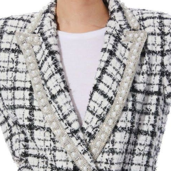 $895 Alice + Olivia's Justin double-breasted tweed and embellishments blazer - Picture 2 of 5